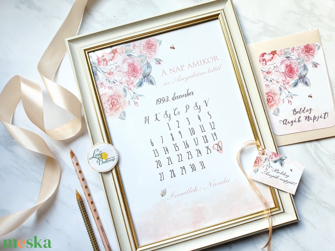  Anyák napi ajándék csomag, 1 napos feladással, Képkerettel, képeslappal, ajándékkísérővel és masnival - otthon & életmód - dekoráció - fali és függő dekoráció - falinaptár & öröknaptár - Meska.hu