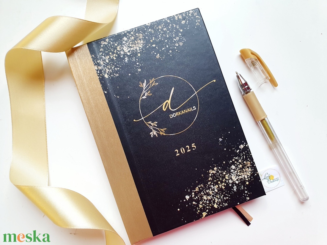 Egyedi naptár, Aany és fekete, Logóval, Naptár, határidőnapló, kalendár, zsebnaptár, névreszóló, tervező - otthon & életmód - papír, írószer - naptár & tervező - Meska.hu
