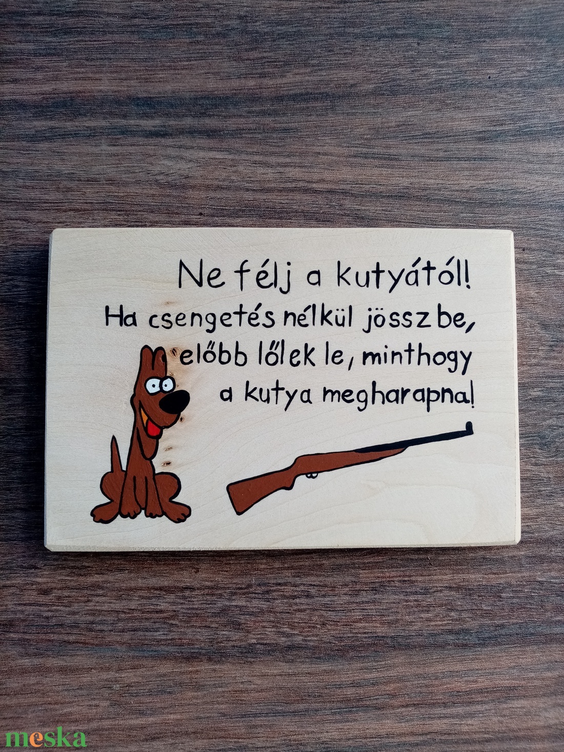 Vicces kutya harap tábla, kutya tábla, kutya névtábla - otthon & életmód - kisállatoknak - kutyáknak - kutya biléta - Meska.hu Vicces kutya harap tábla, kutya tábla, kutya névtábla - otthon & életmód - kisállatoknak - kutyáknak - kutya biléta - Meska.hu