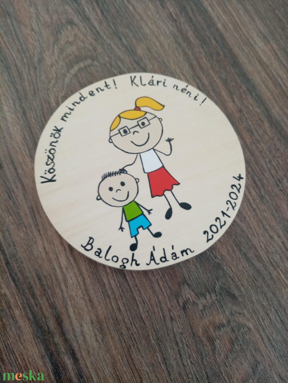 Óvódai ballagó ajándék Óvónéninek, dadus néninek, névtábla, felirat - játék & sport - ovis felszerelés - óvodai jelek - Meska.hu Óvódai ballagó ajándék Óvónéninek, dadus néninek, névtábla, felirat - játék & sport - ovis felszerelés - óvodai jelek - Meska.hu