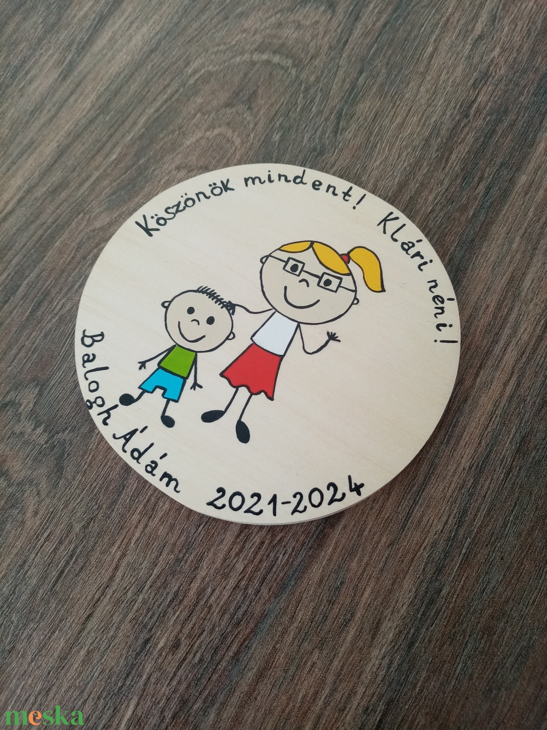 Óvódai ballagó ajándék Óvónéninek, dadus néninek, névtábla, felirat - játék & sport - ovis felszerelés - óvodai jelek - Meska.hu Óvódai ballagó ajándék Óvónéninek, dadus néninek, névtábla, felirat - játék & sport - ovis felszerelés - óvodai jelek - Meska.hu