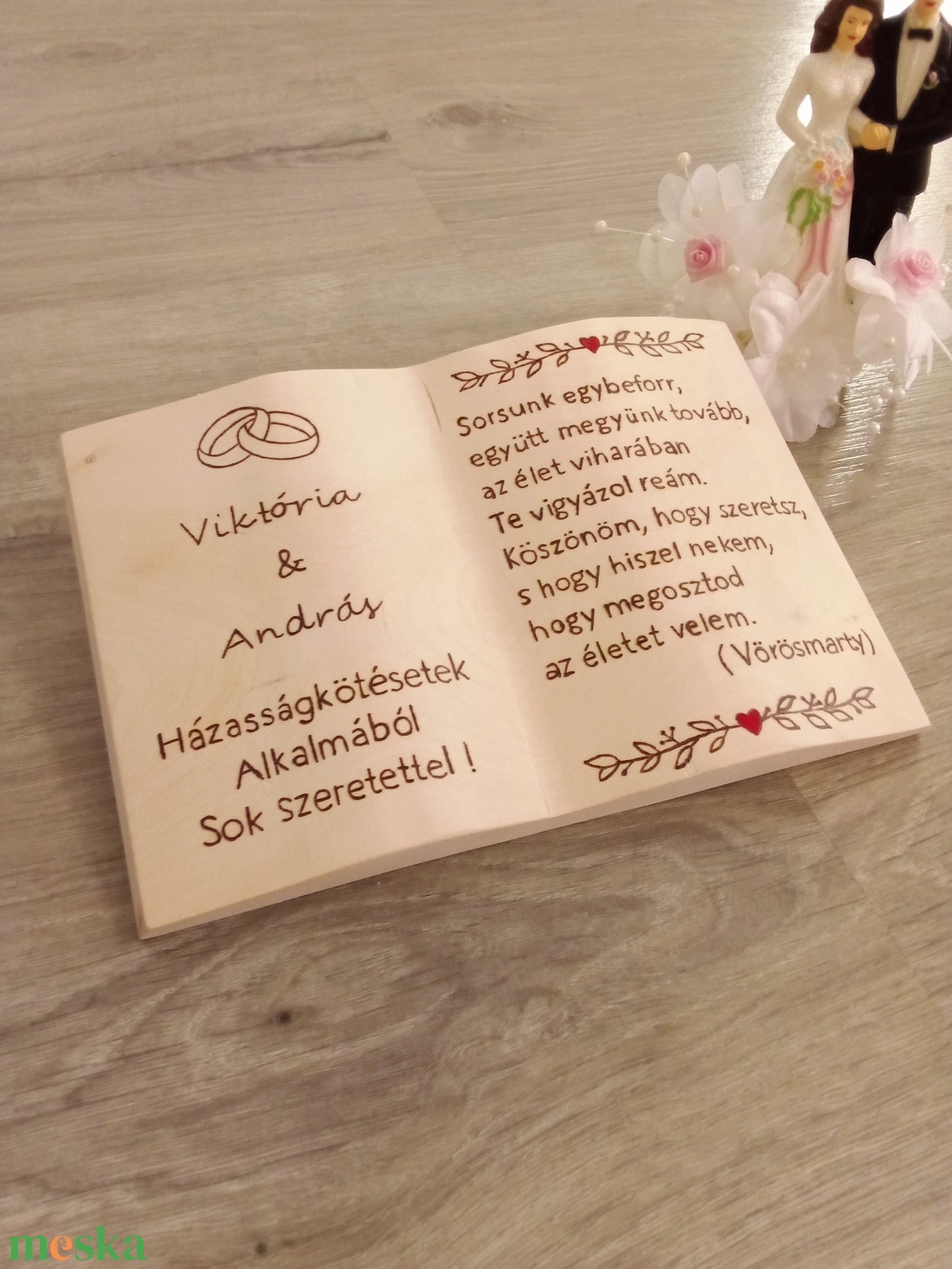 Nászajándék esküvőre - nyitott könyv - esküvő - emlék & ajándék - nászajándék - esküvői pénzátadó doboz - Meska.hu Nászajándék esküvőre - nyitott könyv - esküvő - emlék & ajándék - nászajándék - esküvői pénzátadó doboz - Meska.hu