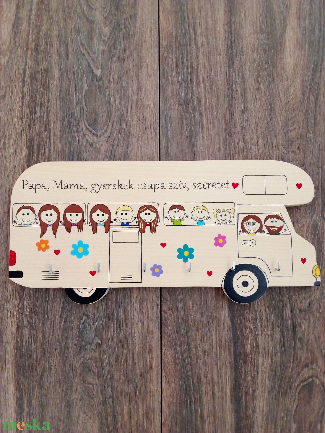 Lakókocsi alakú Családi fali kulcstartó, fali kulcsakasztó, kulcstartó, kép, dekoráció .- Nagyszülők , szülők , unokák  - otthon & életmód - dekoráció - fali és függő dekoráció - fali kulcstartó - Meska.hu