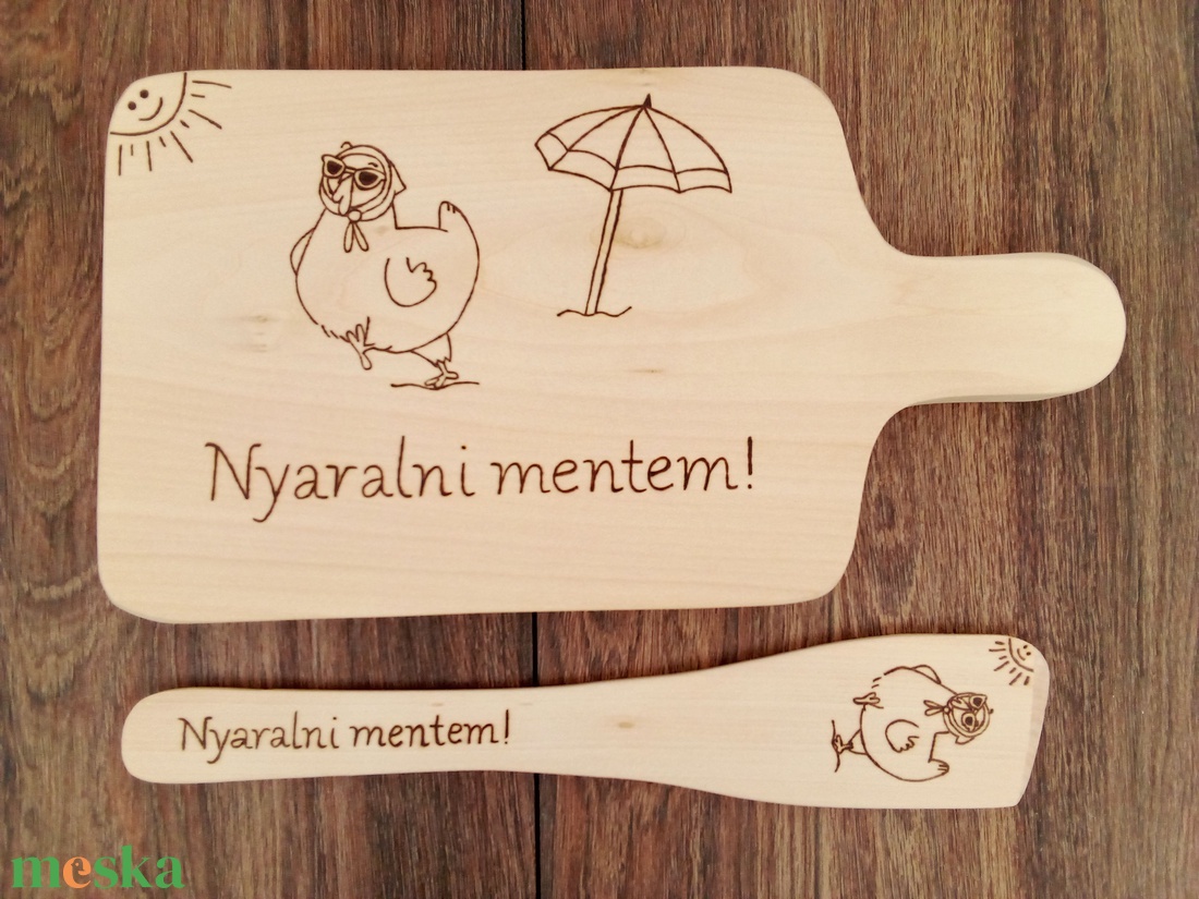 Vicces Csirkés vágódeszka, fakanál, teflon lapát szett - 2 darabos - otthon & életmód - dekoráció - dísztárgy - Meska.hu