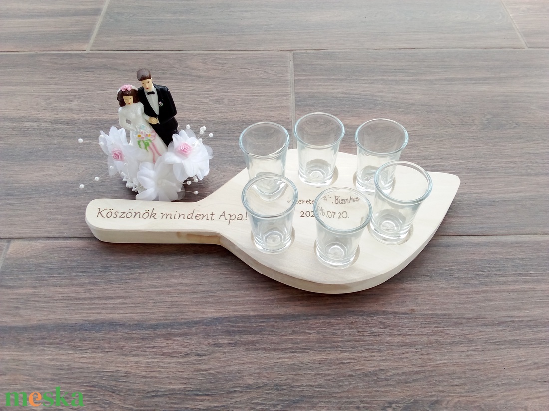 Levél alakú rövidital kínáló, szülőköszöntő ajándék - esküvő - emlék & ajándék - szülőköszöntő ajándék - Meska.hu