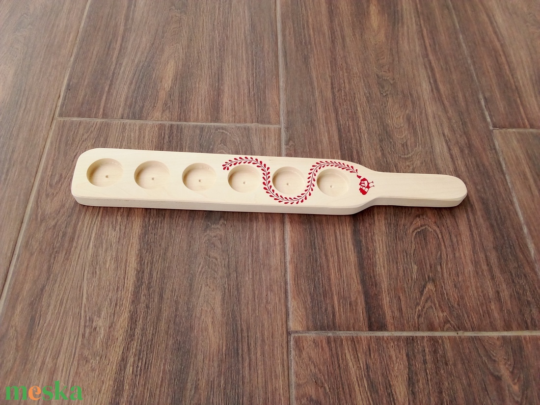 Magyar motívummal díszített rövidital kínáló, pálinkakínáló, italtartó - otthon & életmód - konyhafelszerelés, tálalás - tálalás - pálinkás poharak, szettek - Meska.hu