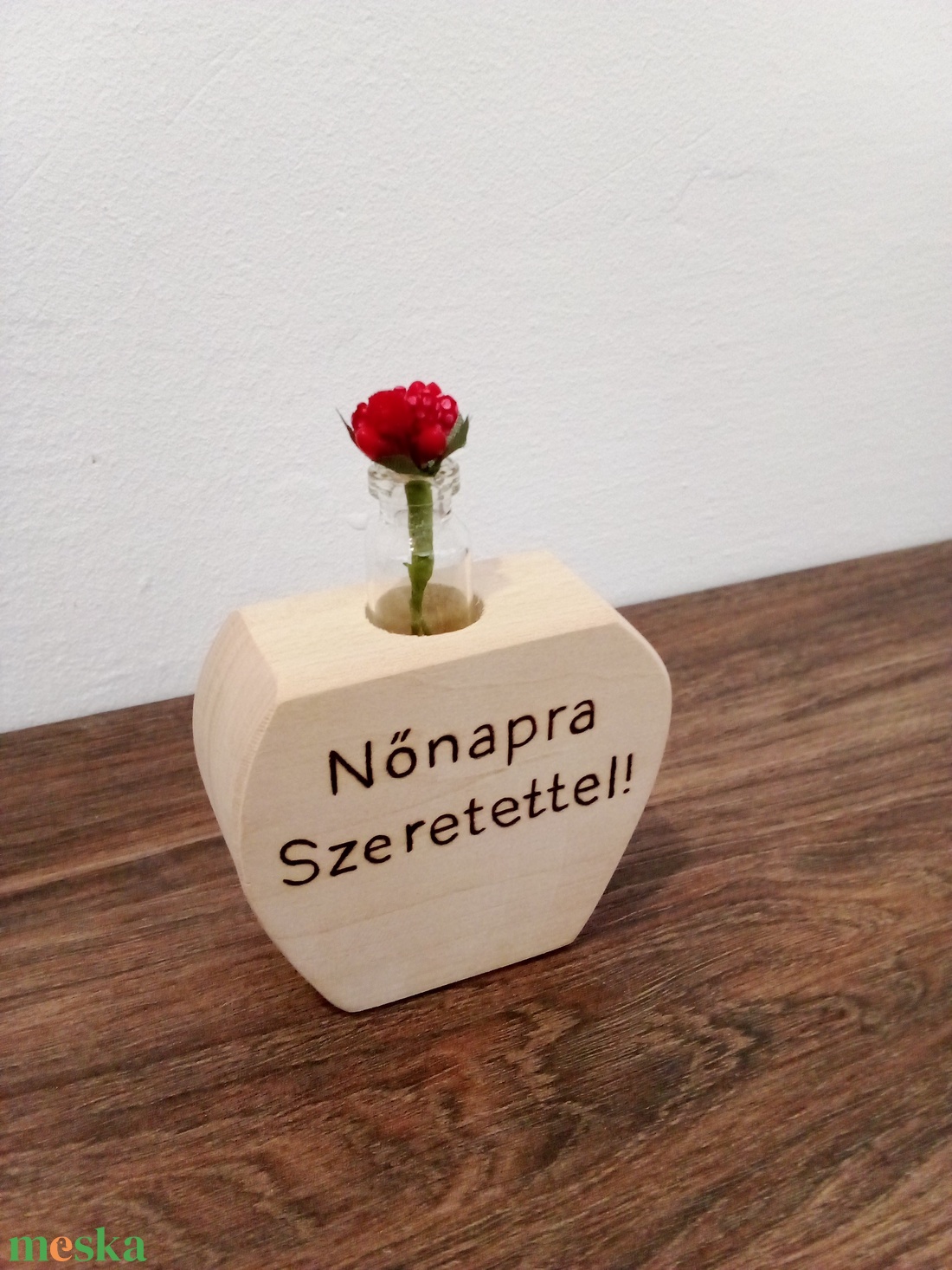 Nőnapi ajándék, virágdísz, dekoráció, virág - otthon & életmód - ház & kert - névtábla - Meska.hu