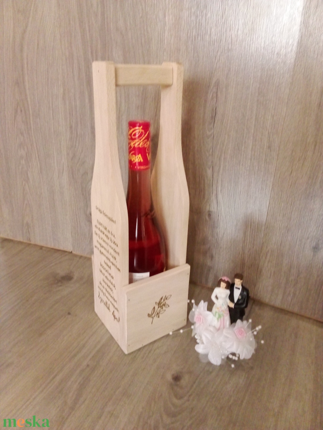 Szülőköszöntő bortartó,köszönőajándék, esküvői ajándék - esküvő - emlék & ajándék - szülőköszöntő ajándék - Meska.hu