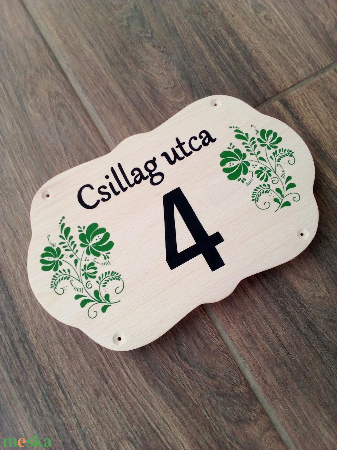 Házszám, házszámtábla, utcatábla- zöld népi mintás , házszám . - otthon & életmód - ház & kert - házszám - Meska.hu