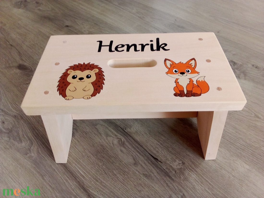 Fa sámli, fa gyerekszék, kis szék - ajándék  - baba - mama - keresztelő kellékek - keresztelőajándékok - Meska.hu