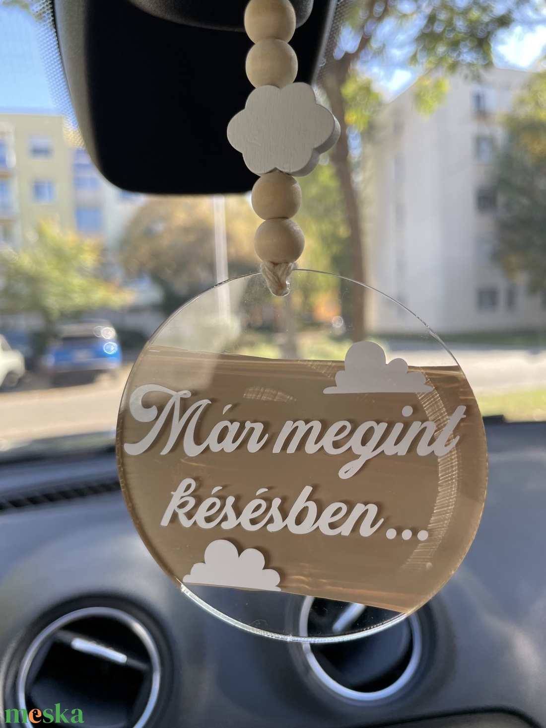 Visszapillantó dísz  Már megint késésben felirattal - otthon & életmód - autó - visszapillantó dísz - Meska.hu