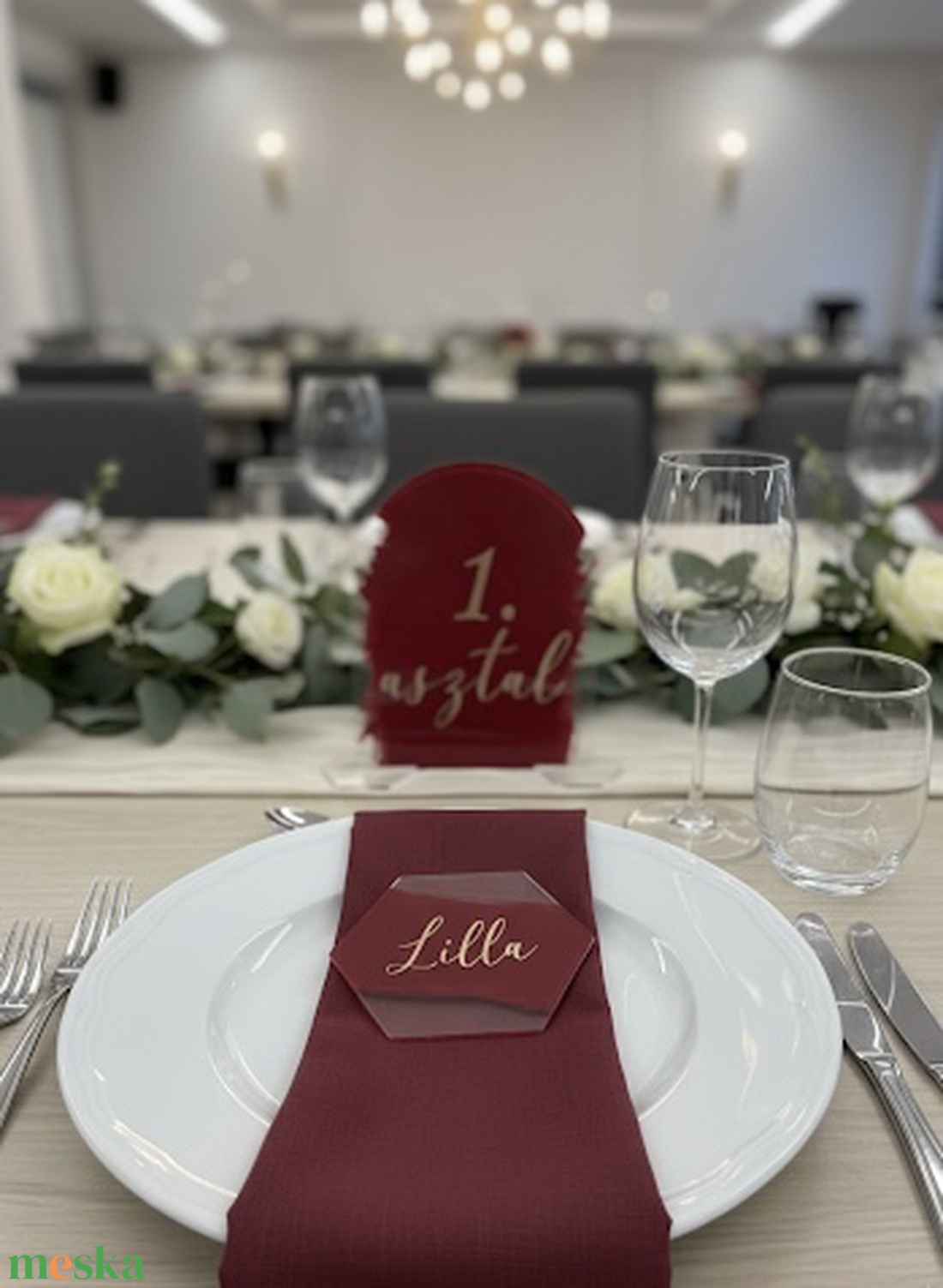 Esküvői plexi ültetőkártya (50+ db rendelés esetén) - esküvő - meghívó & kártya - ültetési rend - Meska.hu