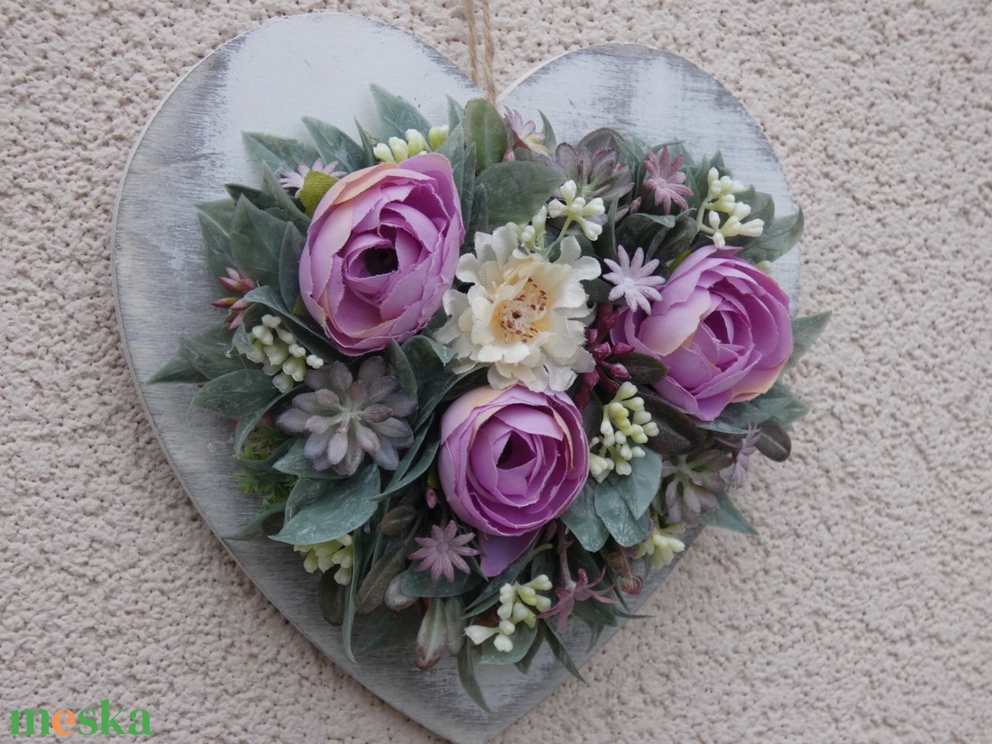 Szív alakú ajtódísz, falidísz fa alapon - otthon & életmód - dekoráció - ajtó- és ablak dekoráció - ajtódísz & kopogtató - Meska.hu