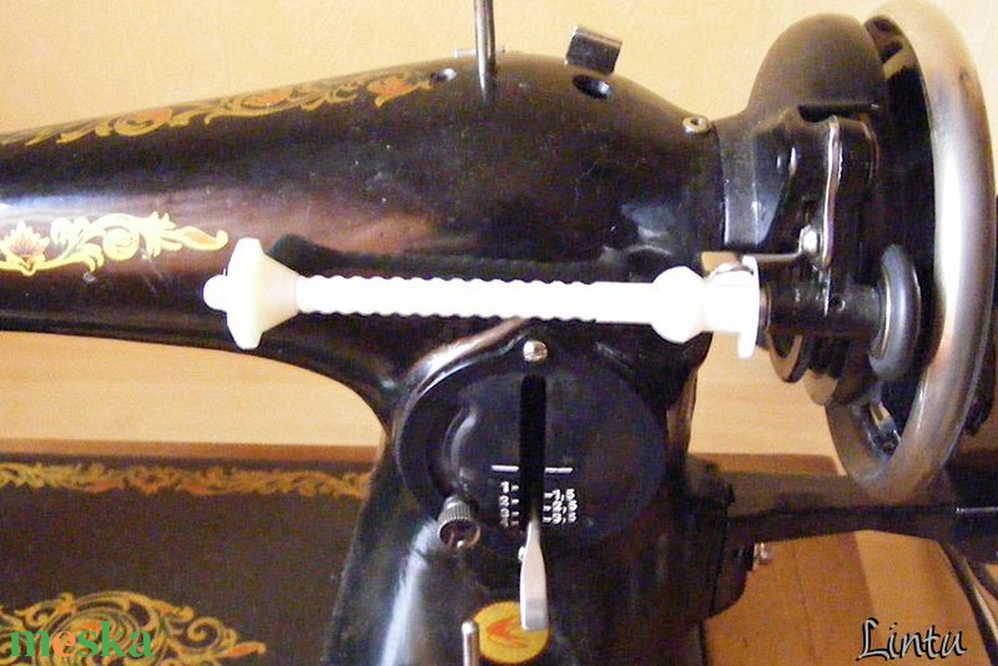 Csévélő adapter felső szál átcsévéléséhez  - otthon & életmód - lakástextil - varrókellék - Meska.hu