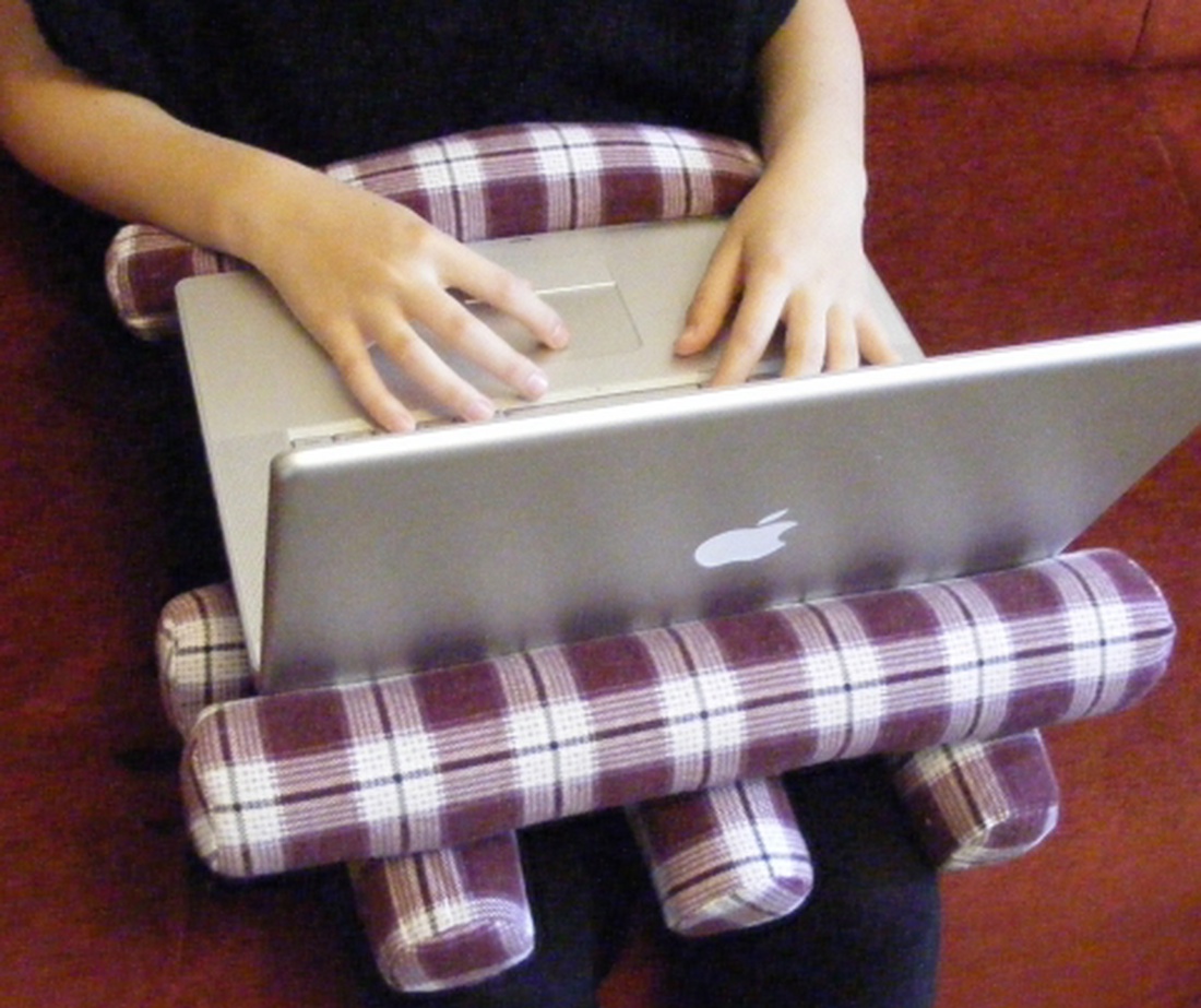 Laptop-párna -  - Meska.hu