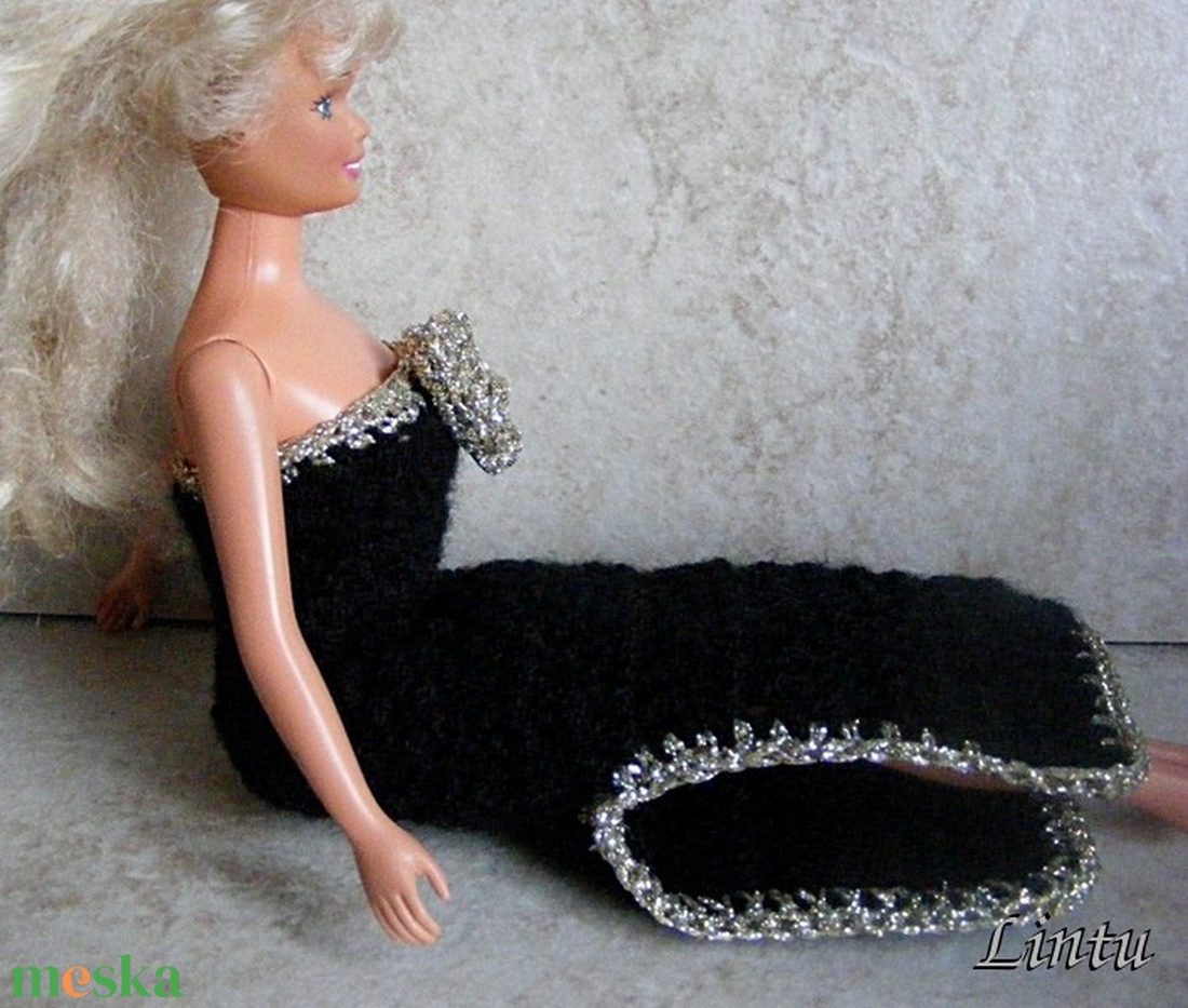 Horgolt fekete Barbie ruha - játék & sport - baba & babaház - barbie ruhák - Meska.hu