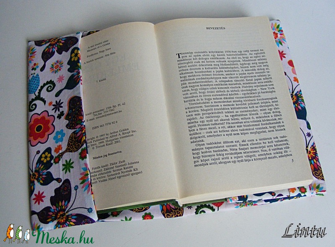 Textil könyvborító állítható szélességgel pillangós anyagból -  - Meska.hu