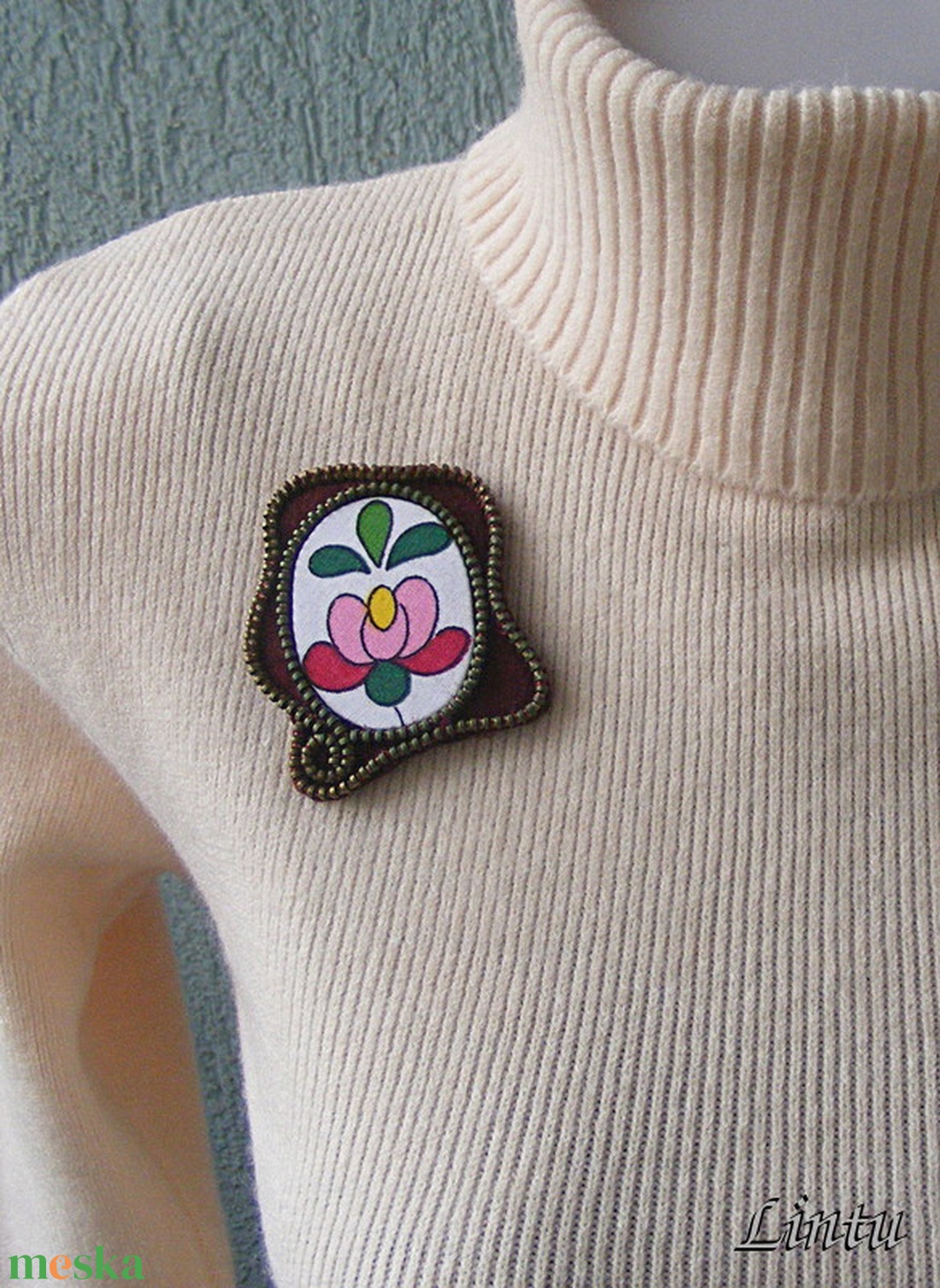 Cipzárbross, kalocsai virág - ékszer - kitűző és bross - Meska.hu Cipzárbross, kalocsai virág - ékszer - kitűző és bross - Meska.hu
