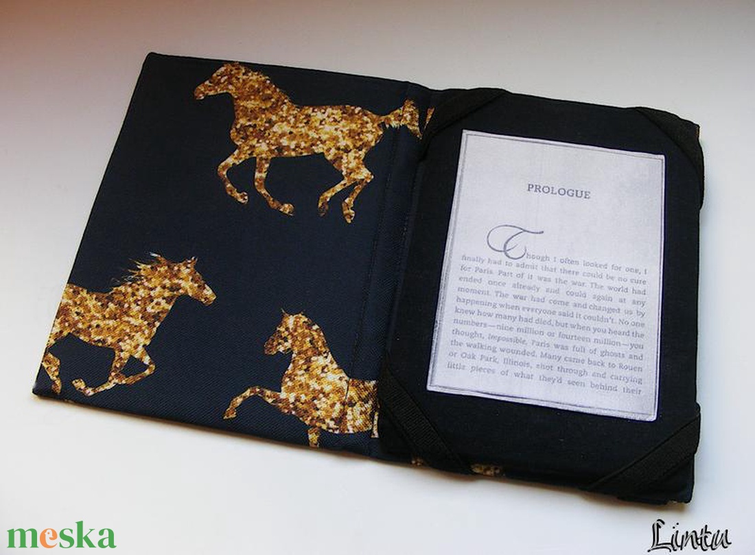 Arany lovak, vízhatlan anyagból készült ebook olvasó kemény tok - táska & tok - ebook & tablet tok - Meska.hu