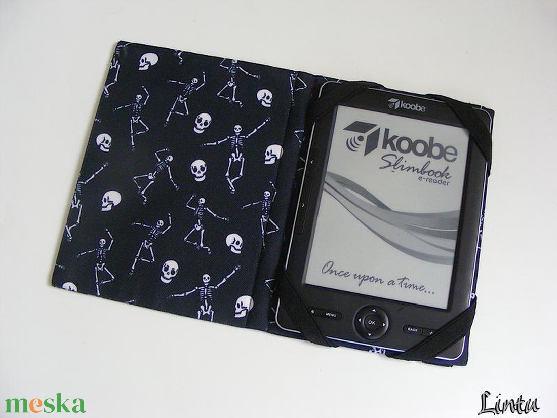 Csontvázak, koponyák, vízhatlan anyagból készült kemény ebook-tok - táska & tok - ebook & tablet tok - Meska.hu