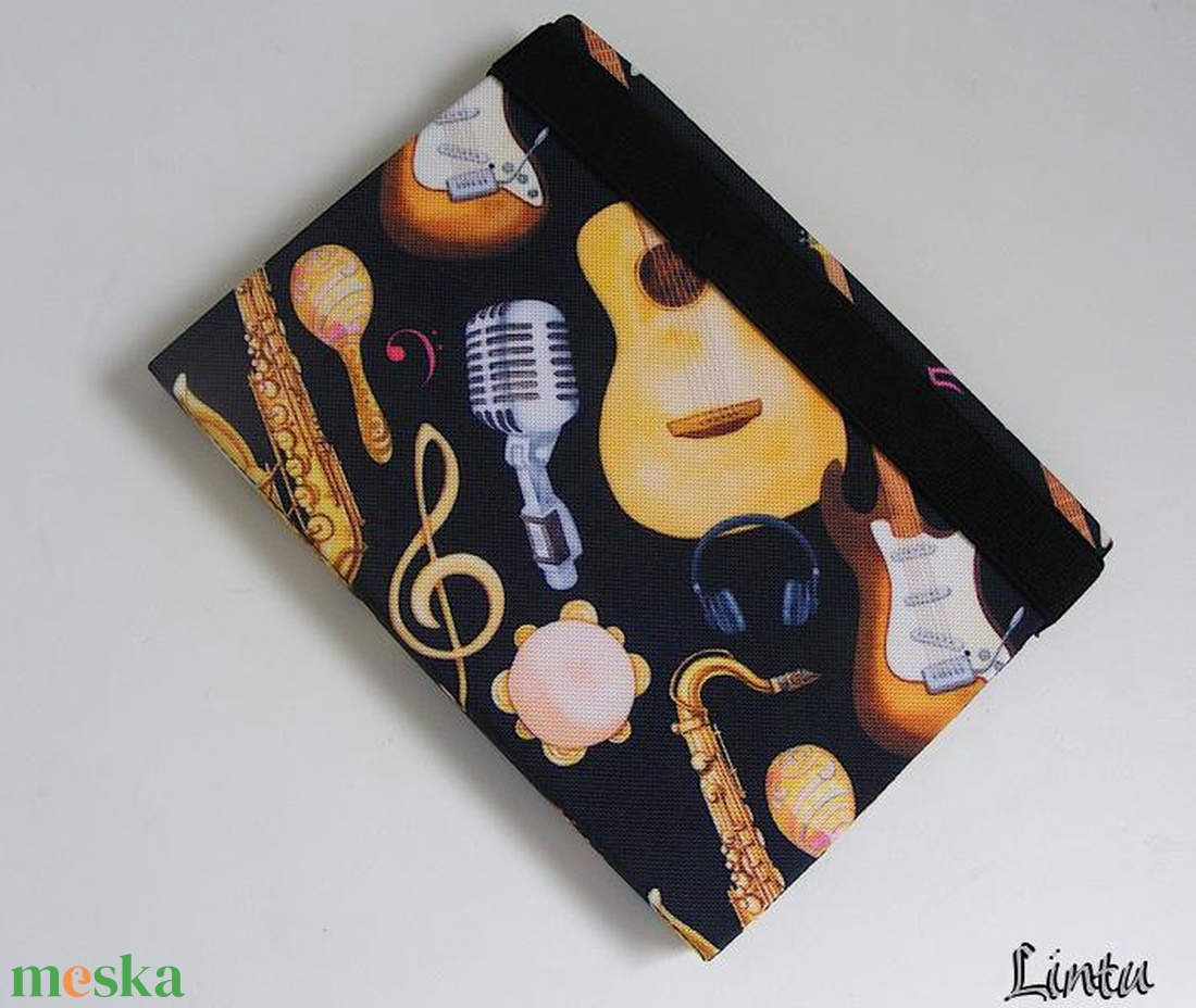 Hangszerek, vízhatlan anyagból készült kemény ebook-tok - táska & tok - ebook & tablet tok - Meska.hu