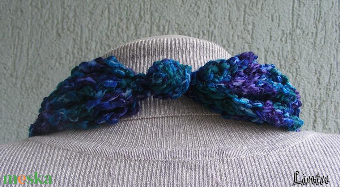 Téli horgolt nyaklánc kék-lila színekben - ékszer - nyaklánc - nyakpánt, gallér - Meska.hu