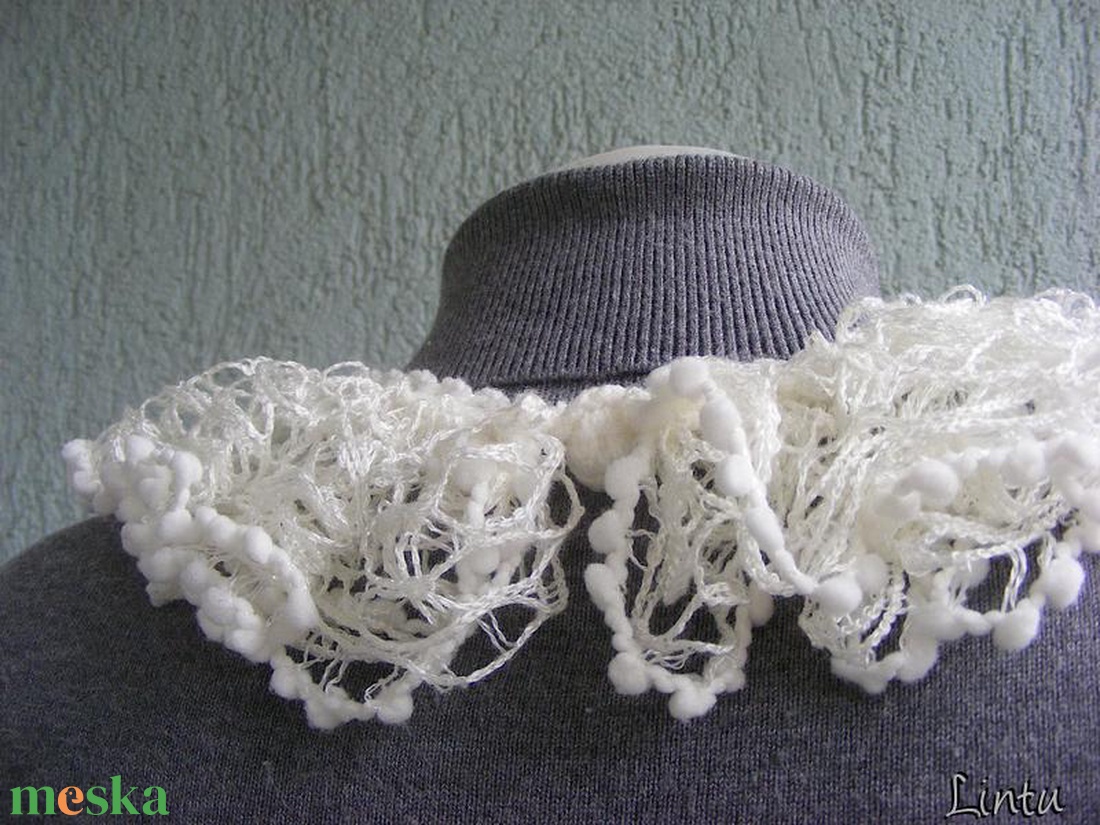 Téli horgolt nyaklánc fehér színben - ékszer - nyaklánc - nyakpánt, gallér - Meska.hu