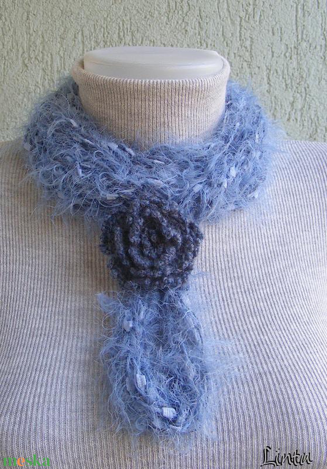 Téli horgolt nyaklánc kék színekben - ékszer - nyaklánc - nyakpánt, gallér - Meska.hu