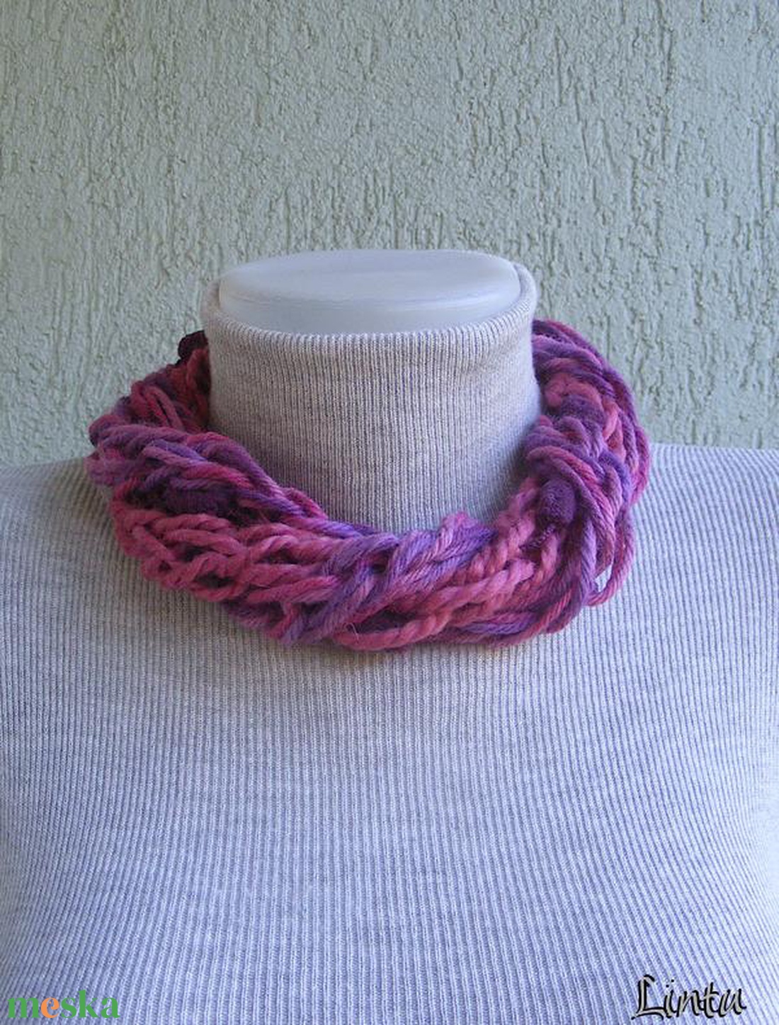 Téli horgolt nyaklánc lila színekben - ruha & divat - sál, sapka, kendő - sál - Meska.hu