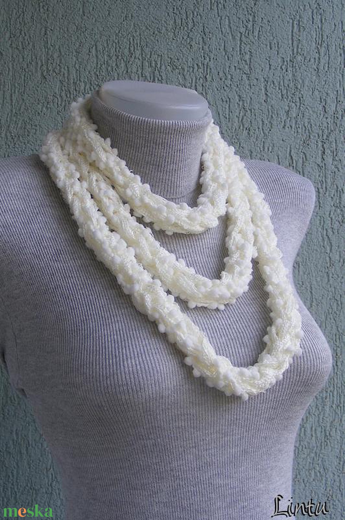 Téli horgolt nyaklánc fehér-kék színekben - ruha & divat - sál, sapka, kendő - sál - Meska.hu