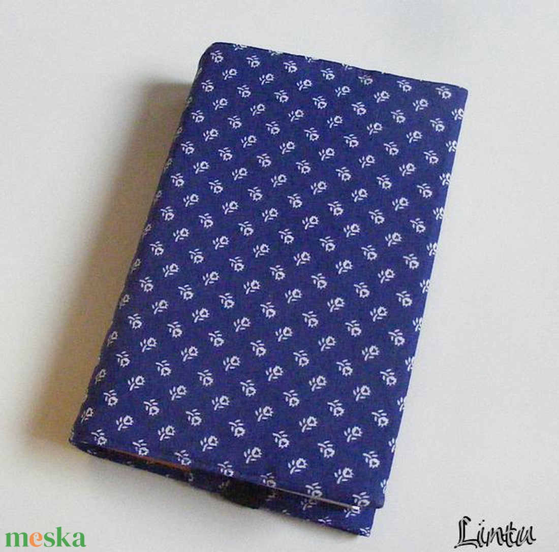 Könyvborító állítható szélességgel, kékfestő jellegű anyagból - könyv & zene - könyvtok - Meska.hu