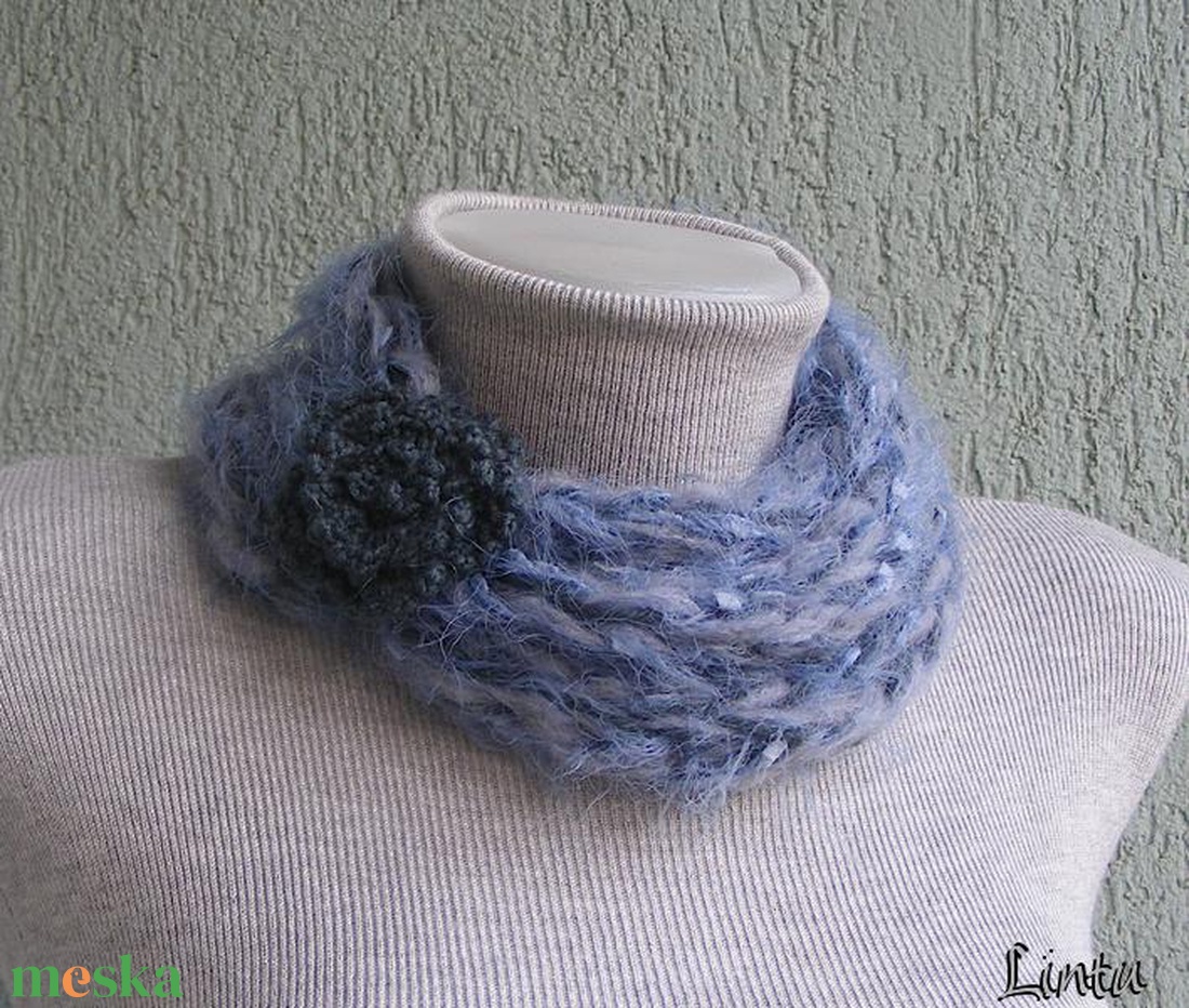 Téli horgolt nyaklánc szürke-kék színekben - ruha & divat - sál, sapka, kendő - sál - Meska.hu
