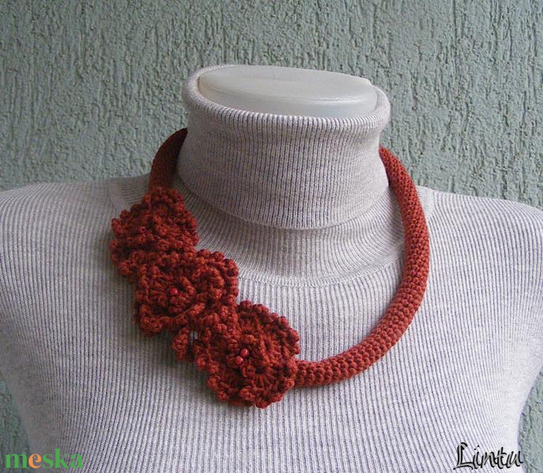 Horgolt nyaklánc terrakotta színekben - ékszer - nyaklánc - nyakpánt, gallér - Meska.hu