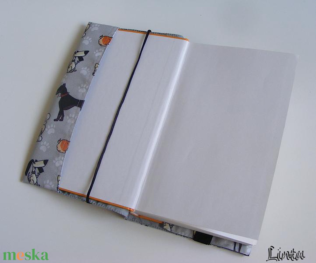 Kutyák, vízhatlan könyvborító állítható szélességgel - könyv & zene - könyvtok - Meska.hu