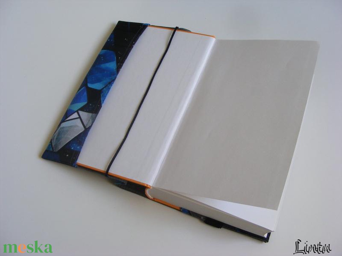 Kék minta, vízhatlan könyvborító állítható szélességgel - könyv & zene - könyvtok - Meska.hu