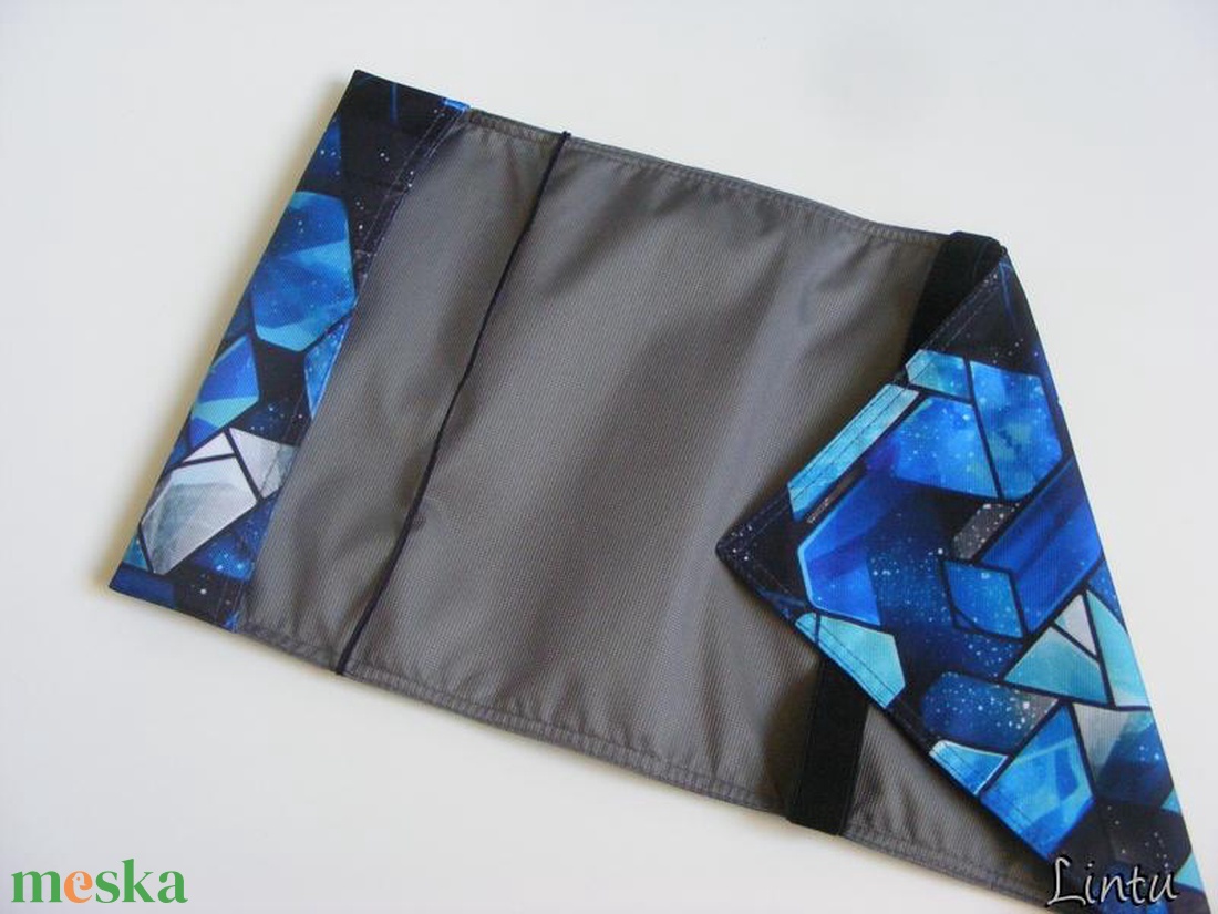 Kék minta, vízhatlan könyvborító állítható szélességgel - könyv & zene - könyvtok - Meska.hu