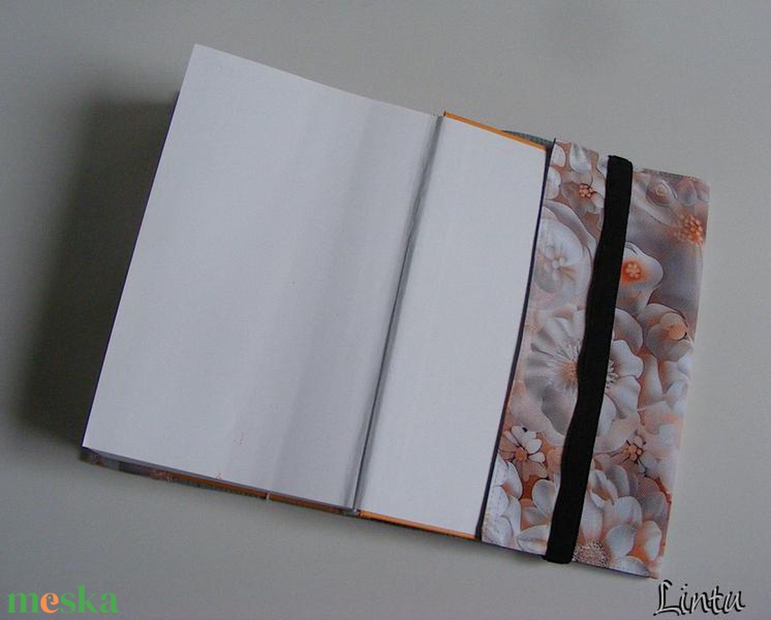 Virágok, vízhatlan könyvborító állítható szélességgel - könyv & zene - könyvtok - Meska.hu