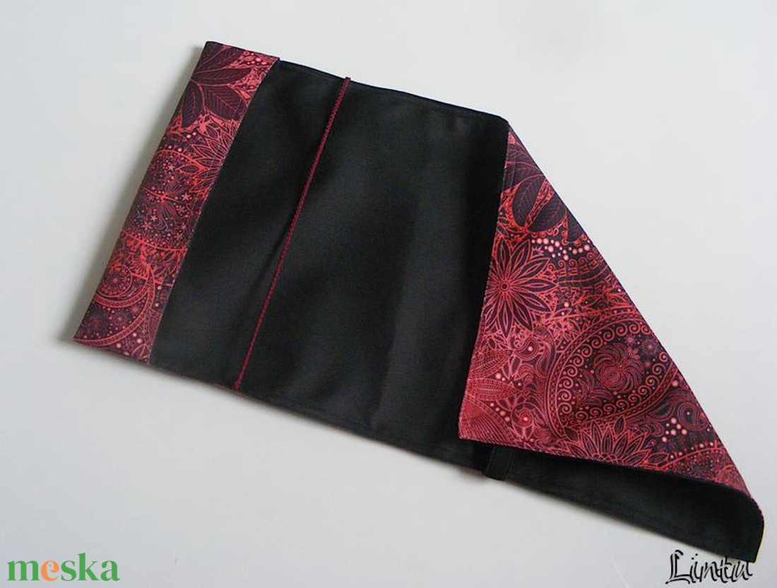 Piros minta, vízhatlan könyvborító állítható szélességgel - könyv & zene - könyvtok - Meska.hu