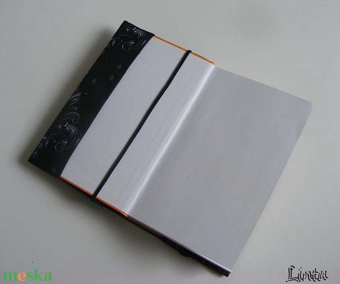 Stilizált liliom, vízhatlan könyvborító állítható szélességgel - könyv & zene - könyvtok - Meska.hu