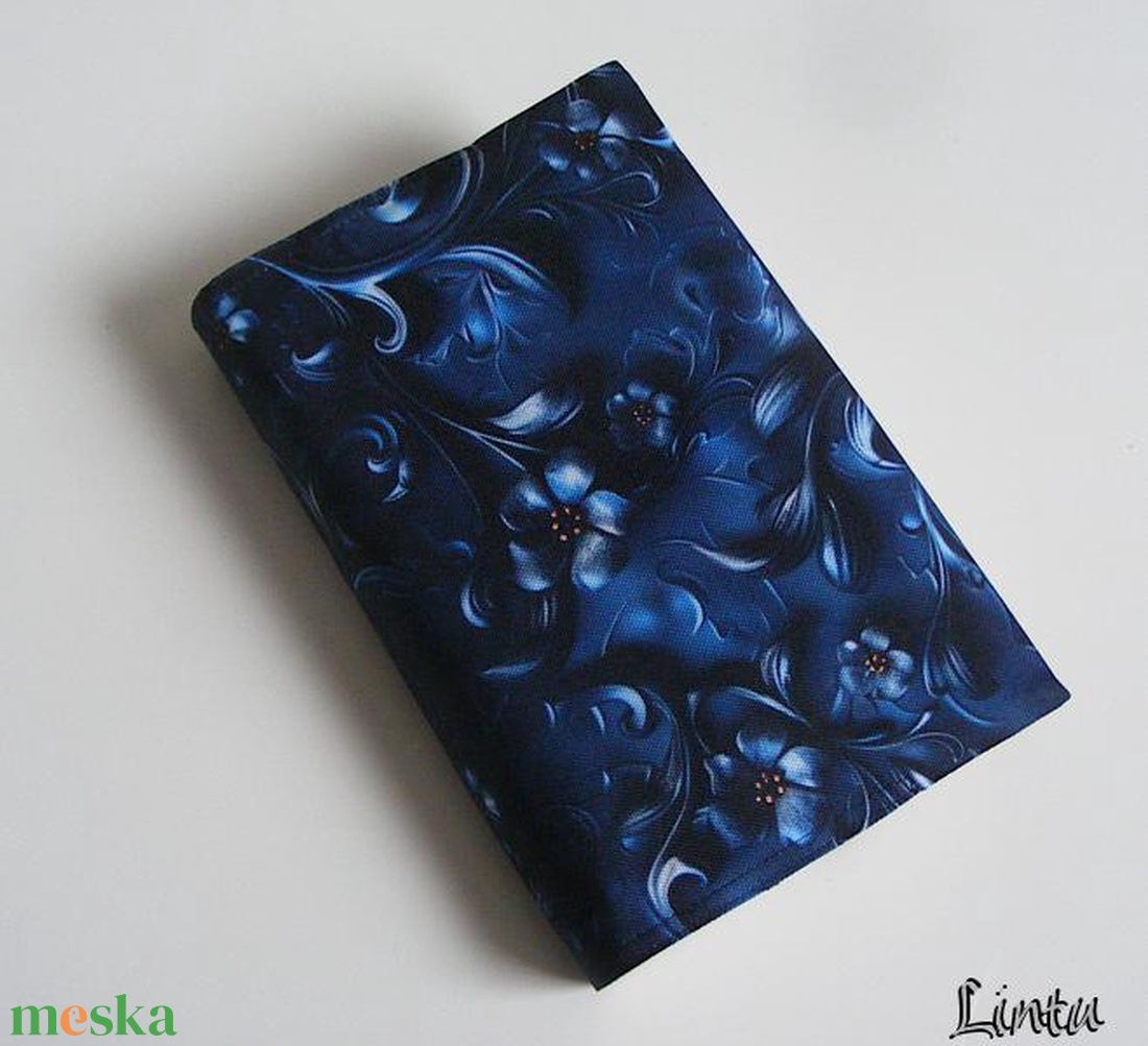 Kék virágok, vízhatlan könyvborító állítható szélességgel - könyv & zene - könyvtok - Meska.hu