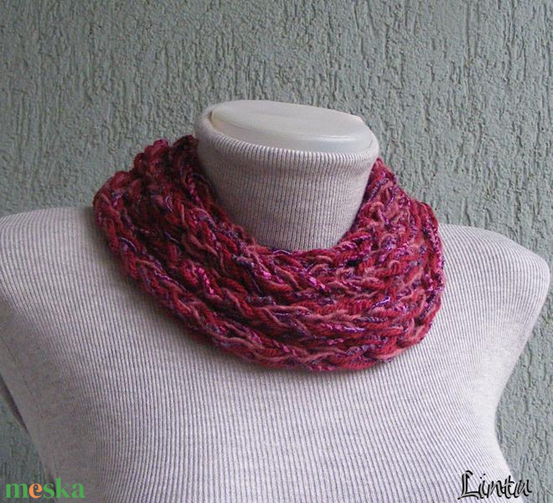 Téli horgolt nyaklánc bordó-rózsaszín színekben - ruha & divat - sál, sapka, kendő - sál - Meska.hu