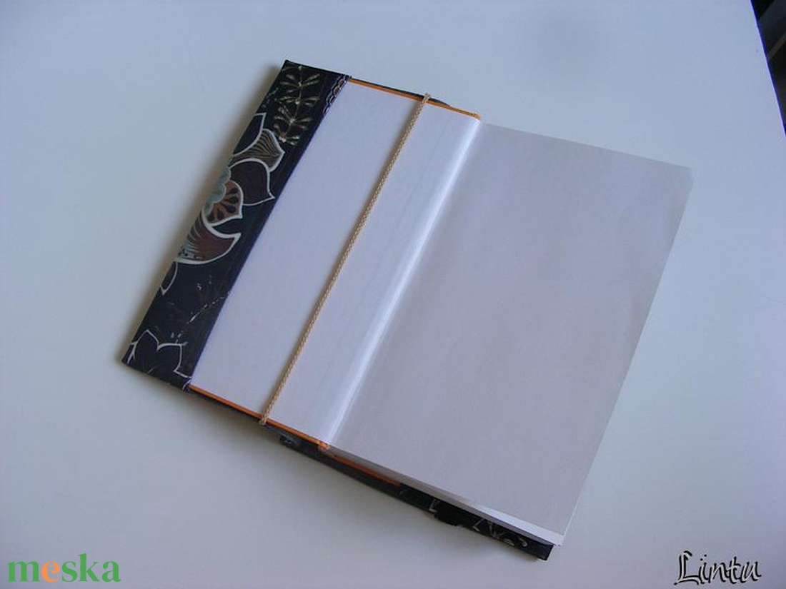 Nagy virágok, vízhatlan könyvborító állítható szélességgel - könyv & zene - könyvtok - Meska.hu