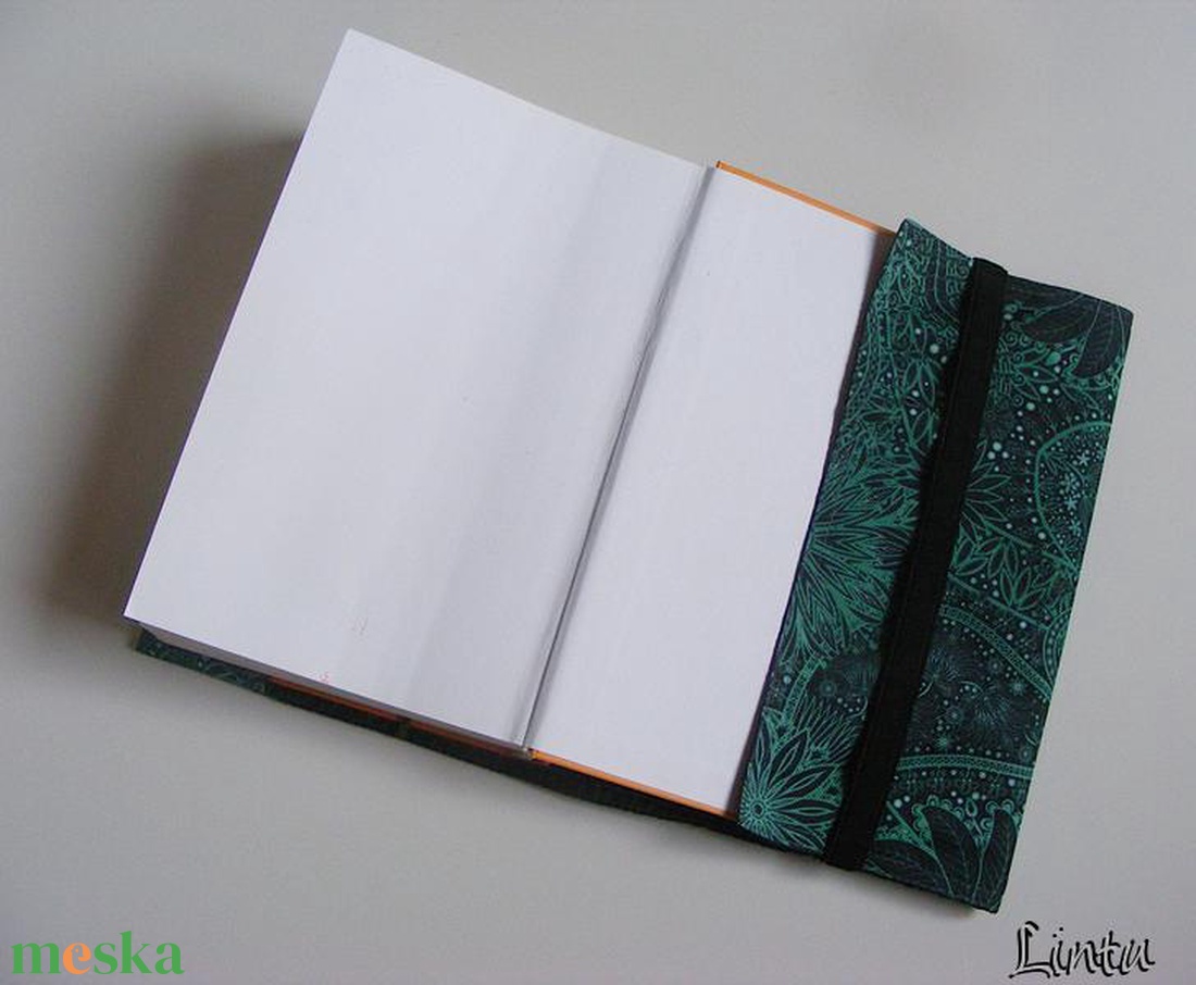 Zöld minta, vízhatlan könyvborító állítható szélességgel - könyv & zene - könyvtok - Meska.hu
