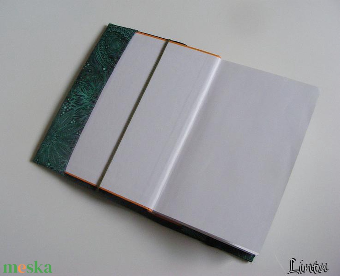 Zöld minta, vízhatlan könyvborító állítható szélességgel - könyv & zene - könyvtok - Meska.hu