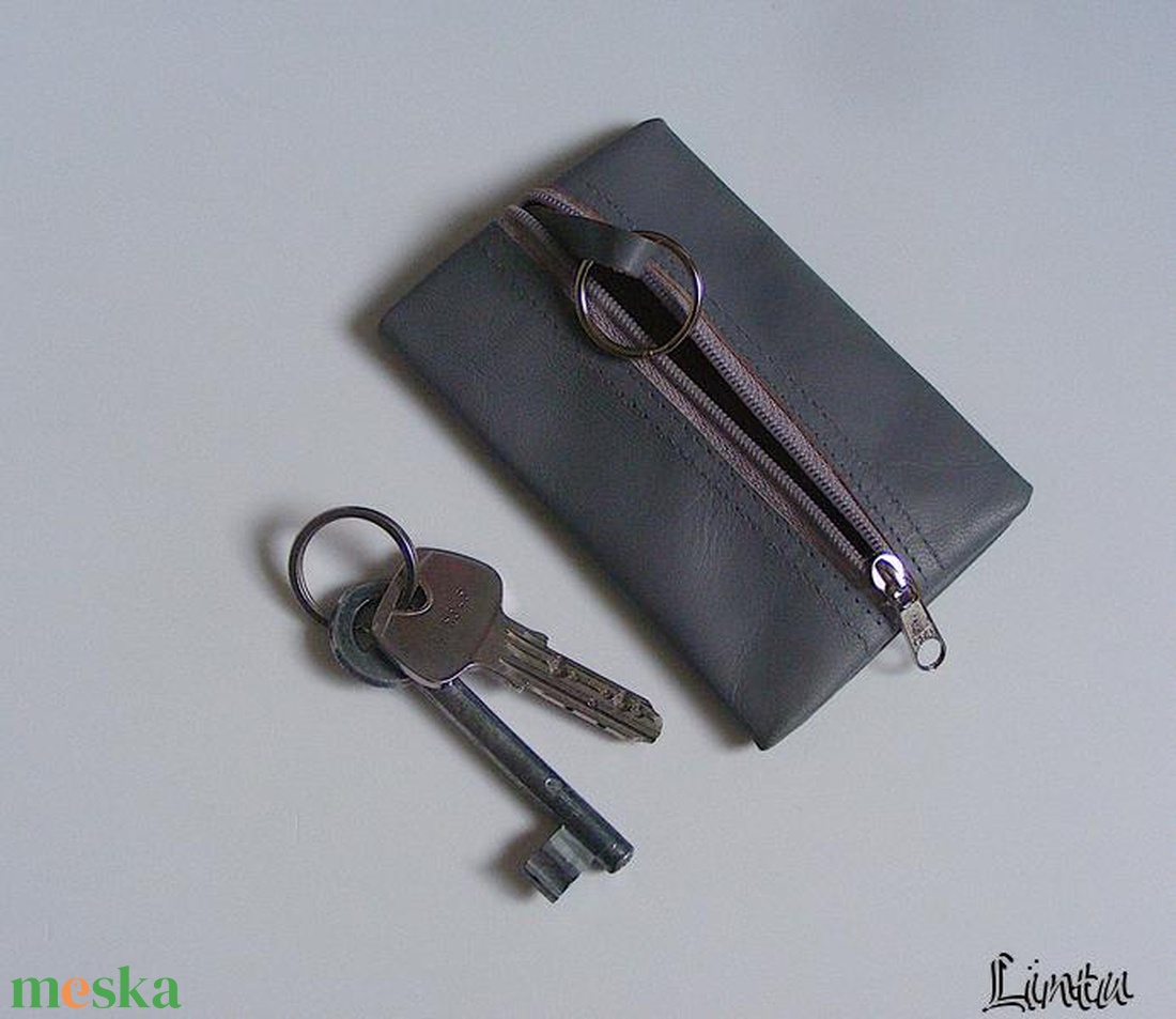 Valódi bőr kulcstartó szürke színben - táska & tok - kulcstartó & táskadísz - kulcstartó - Meska.hu