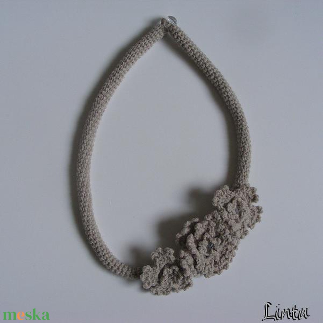 Horgolt nyaklánc szürke színben - ékszer - nyaklánc - nyakpánt, gallér - Meska.hu
