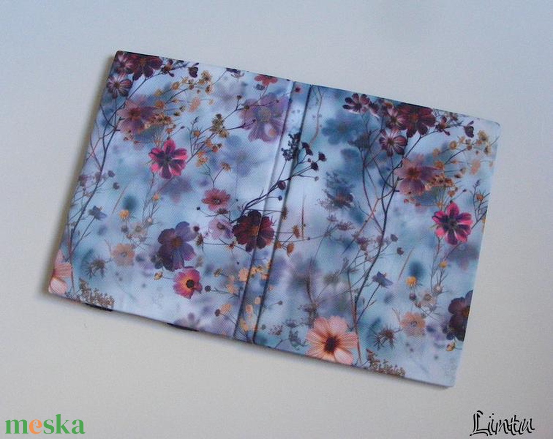 Apró virágok, vízálló anyagból készült ebook olvasó kemény tok - táska & tok - ebook & tablet tok - Meska.hu