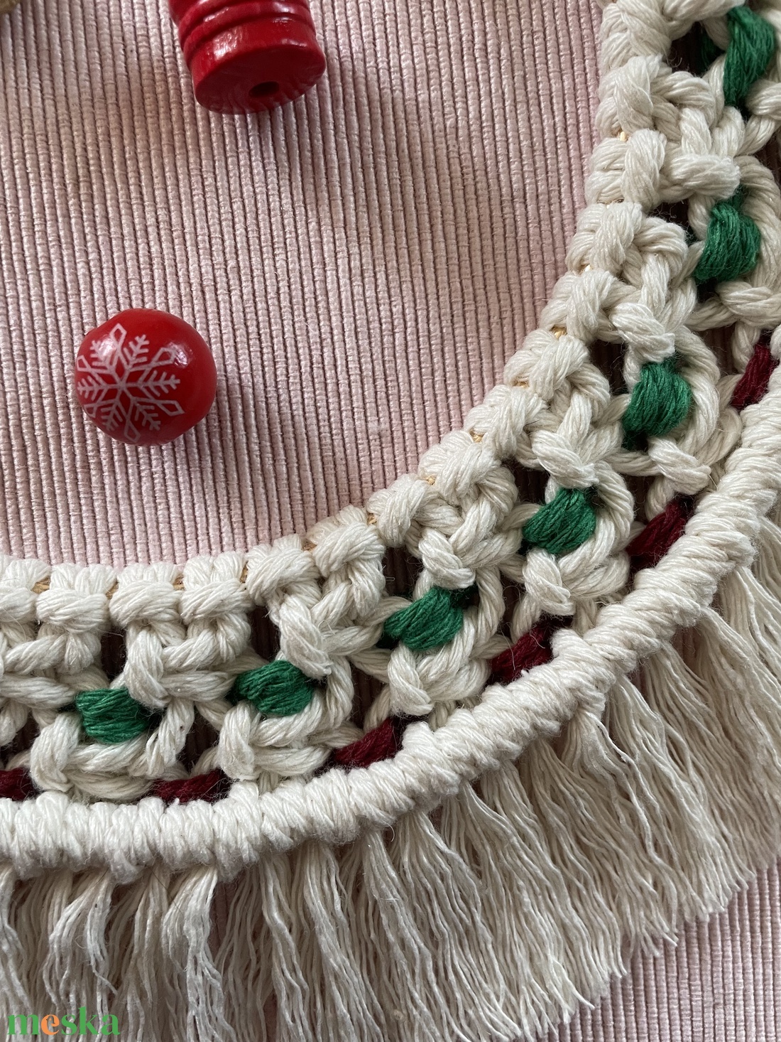 Karácsonyi makramé koszorú - karácsony - karácsonyi lakásdekoráció - karácsonyi ajtódíszek - Meska.hu