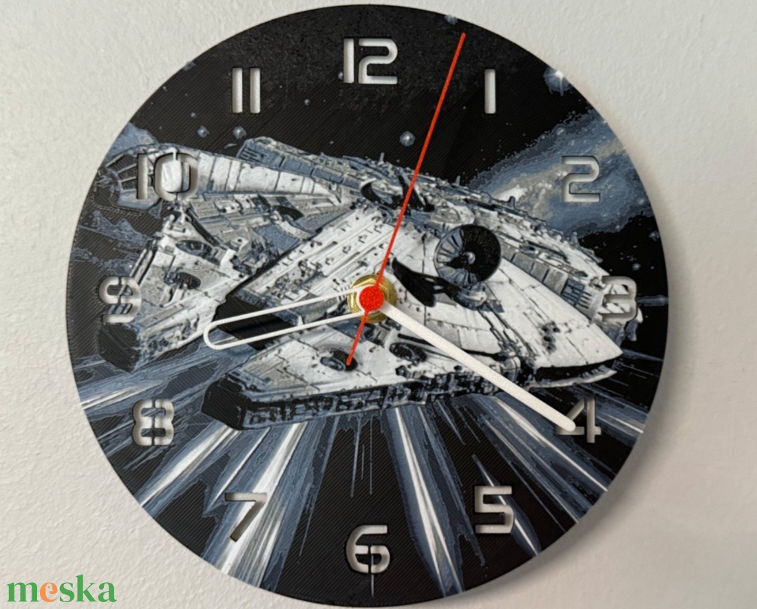 Star Wars Ezer éves sólyom tematikájú óra - otthon & életmód - dekoráció - fali és függő dekoráció - falióra & óra - Meska.hu
