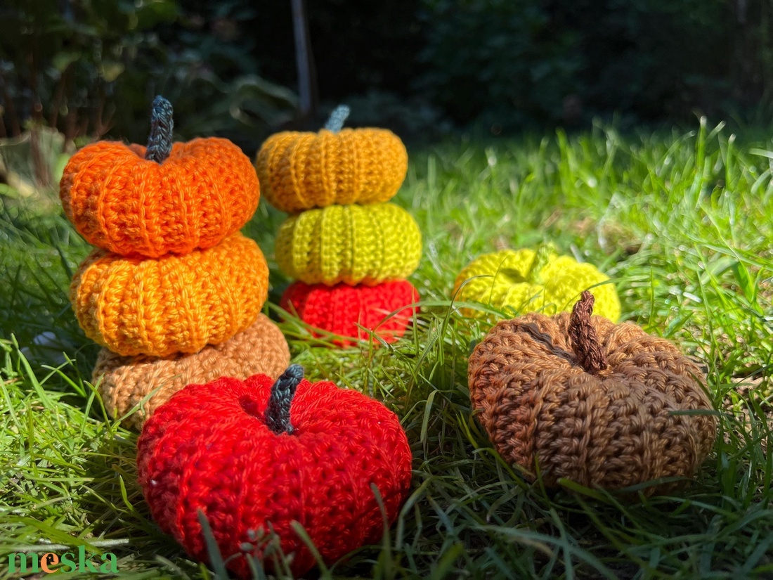 3 db Horgolt tök - otthon & életmód - dekoráció - halloween - halloweeni dekoráció - Meska.hu